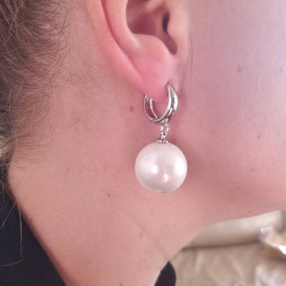 Cercei eleganti cu perle mari