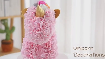 Unicorn Floral din Trandafiri de spuma  ambalat in cutie, cu led de lumini